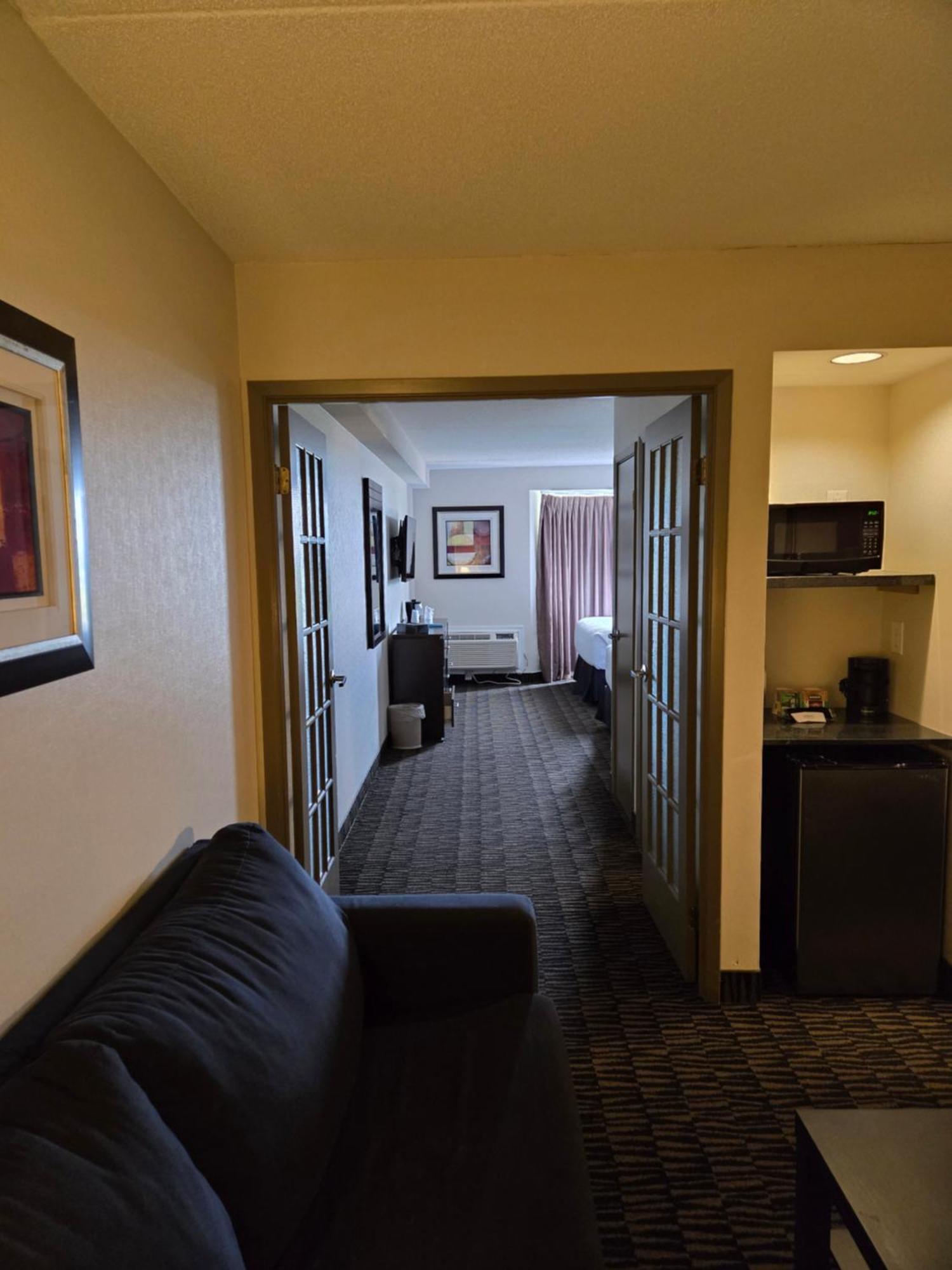 Ramada Plaza By Wyndham Niagara Falls Esterno foto